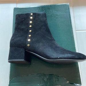 Lauren Ralph Lauren Black suede booties size 7